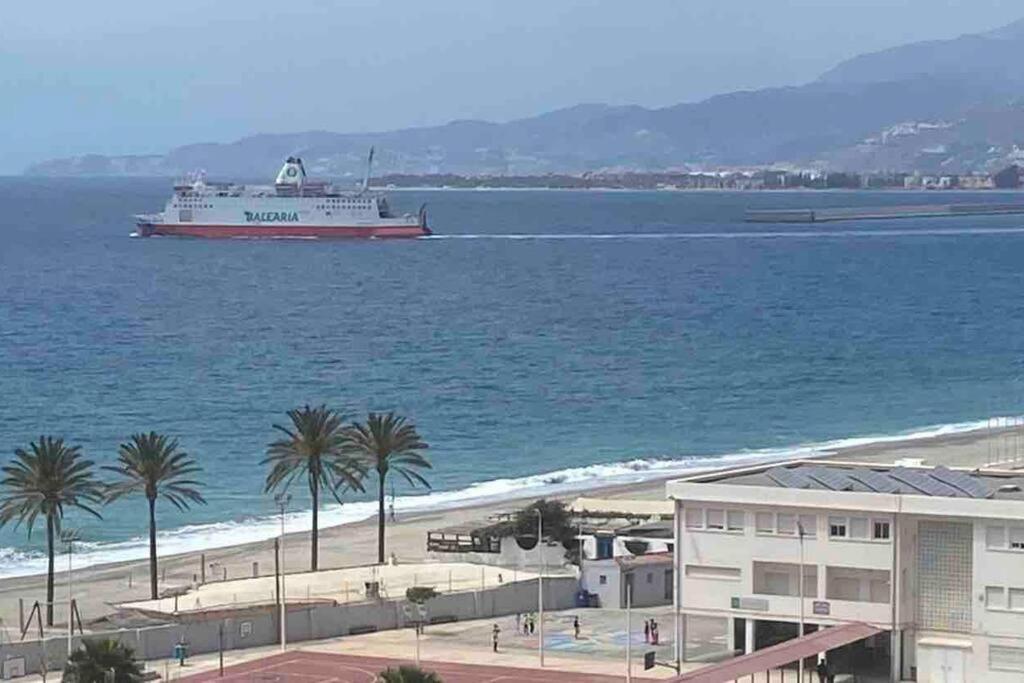 Torrenueva Con Vistas A La Playa Lejlighed Eksteriør billede